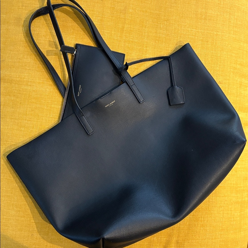 Saint Laurent Black Leather Tote